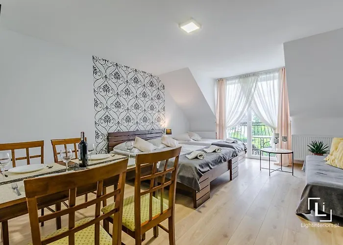 홈스테이 Arkadia W Pucku 푸크