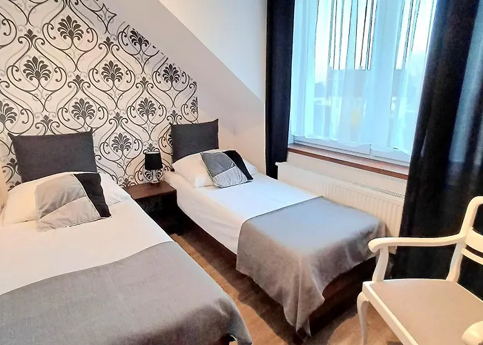 홈스테이 Arkadia W Pucku 푸크